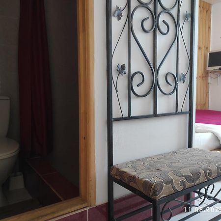 Mini-Hotel Kamianets Dış mekan fotoğraf