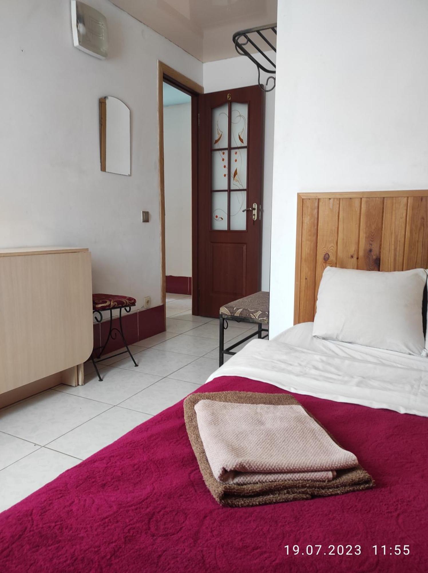 Mini-Hotel Kamianets Dış mekan fotoğraf