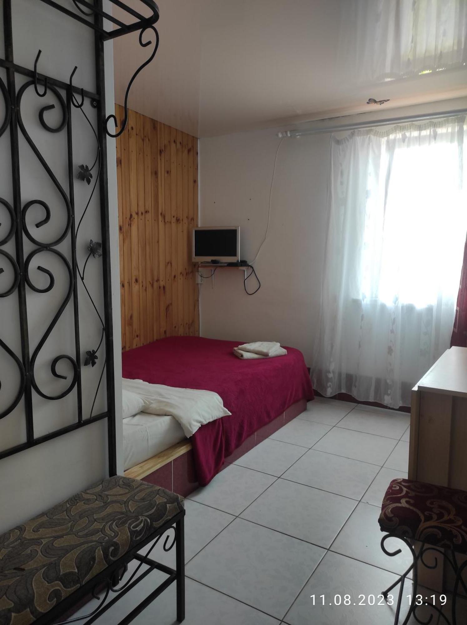 Mini-Hotel Kamianets Dış mekan fotoğraf