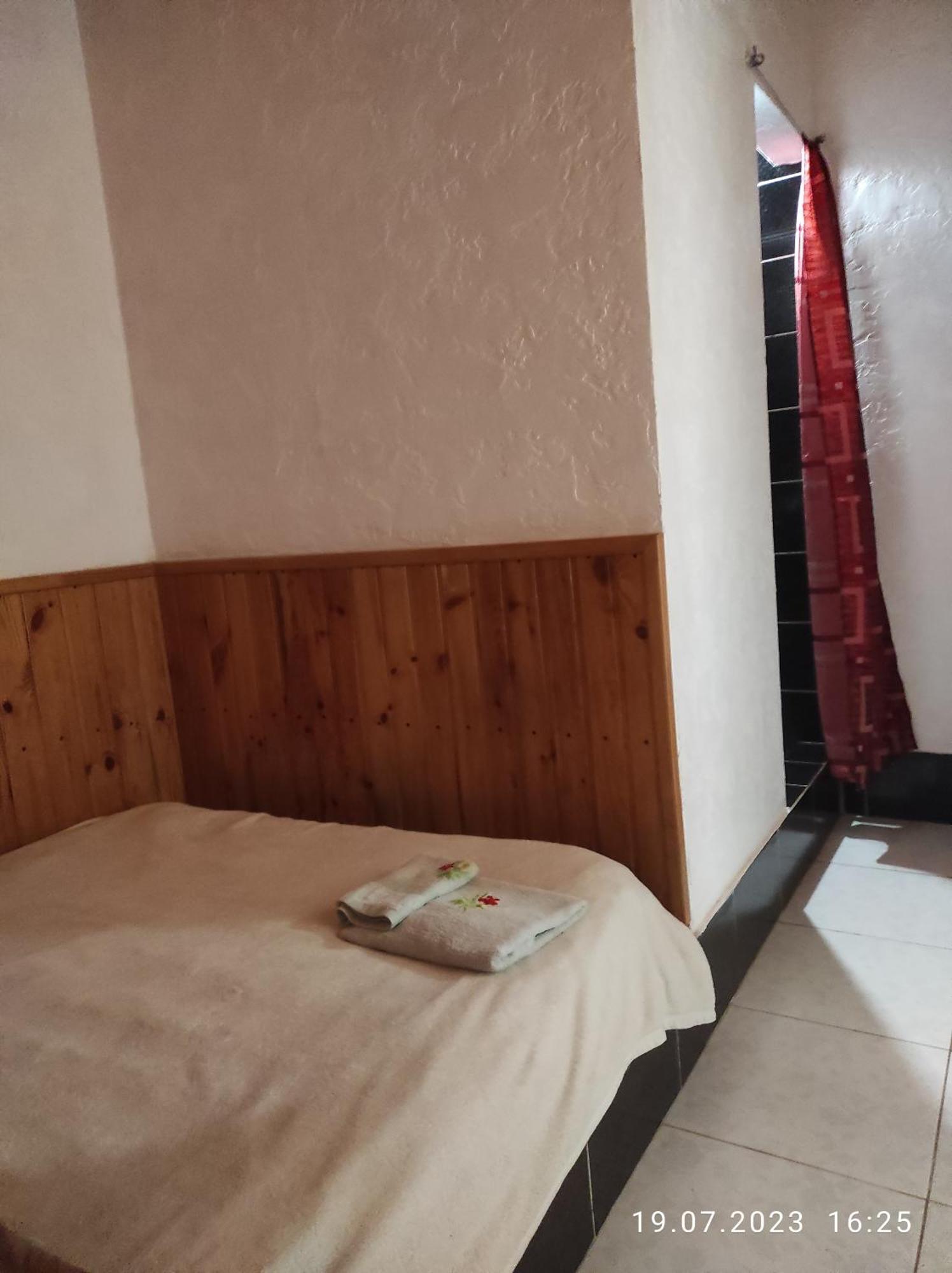 Mini-Hotel Kamianets Dış mekan fotoğraf